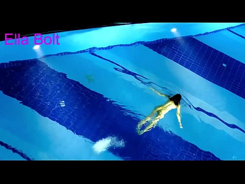 ❤️ Ich kann nicht aufhören zuzusehen, junge Blondine beim Nacktschwimmen im Pool des ELLA BOLT Resorts erwischt ❤️❌ Hard porn bei uns de.battlepass-bonuse.ru ❤